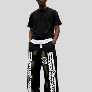 Ensemble Streetwear "Urban Graphic" – T-shirt Layering & Jogging Large