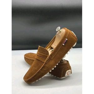 Mocassins Intemporels en Cuir Suédé Marron - Confort et Élégance Décontractée par GEOGRA