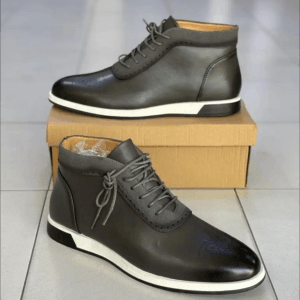 Boots Chukka Homme Cuir Gris – Semelle Blanche, Style Casual Chic