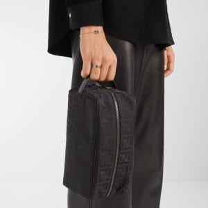 Pochette / Vanity Homme Style Fendi – Monogramme FF Noir, Fermeture Zippée, Poignée Cuir