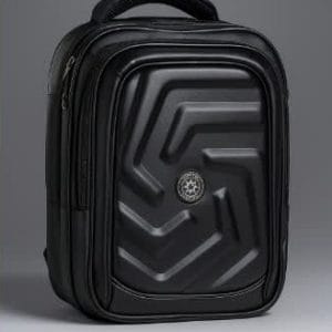 Sac à Dos Rigide Convertible "Hai Ye" – Coque Antichoc Noire & Design Futuriste