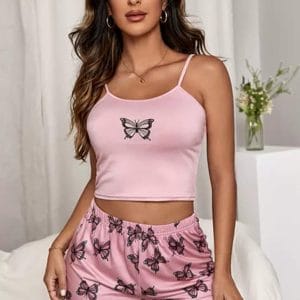 Ensemble de nuit 2 Pièces Rose – Débardeur Ajusté et Short Fluide Imprimé Papillons