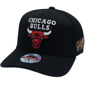 Casquette Mitchell & Ness "Chicago Bulls" + Logo Brodé & Style NBA Authentique